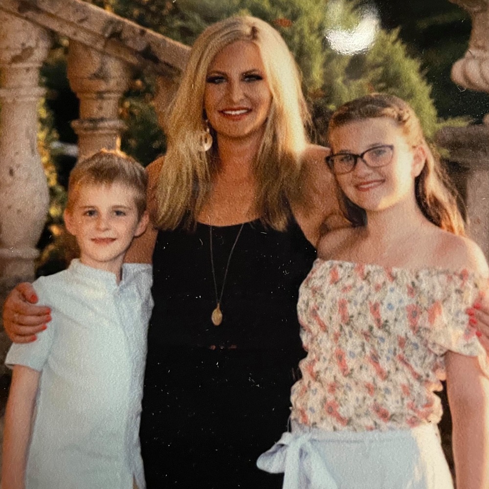 Meet your Posher, Angela